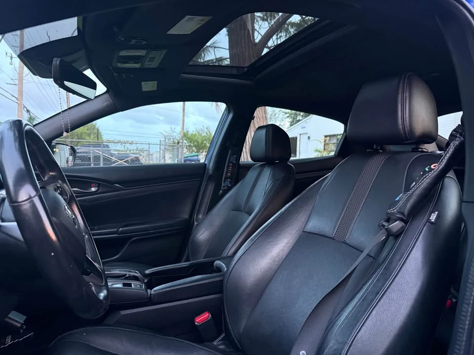 2020 Honda Civic 10th Gen - Image 8 of 17
