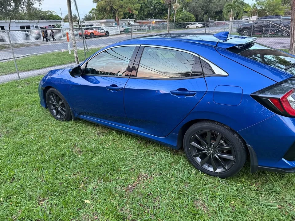 2020 Honda Civic 10th Gen - Image 16 of 17