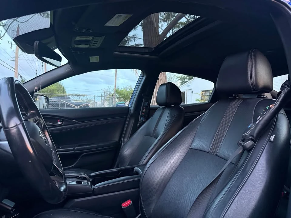 2020 Honda Civic 10th Gen - Image 9 of 17