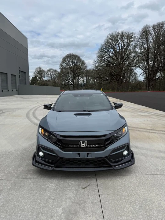 2020 Honda Civic 10th Gen - Image 2 of 11