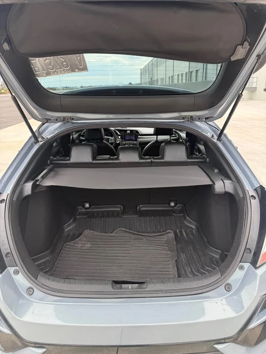2020 Honda Civic 10th Gen - Image 9 of 11
