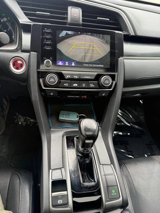 2020 Honda Civic 10th Gen - Image 10 of 11