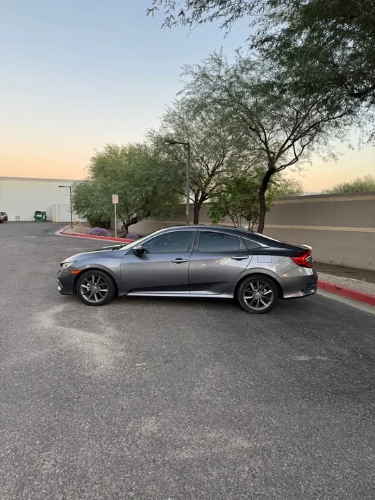 2020 Honda Civic 10th Gen - Image 3 of 16
