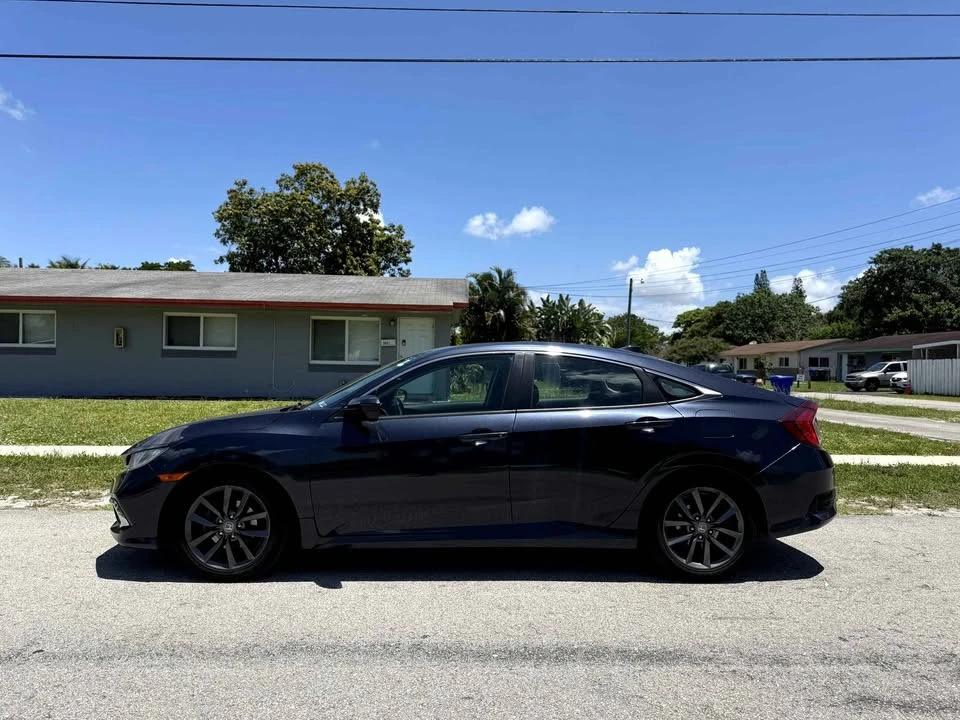 2020 Honda Civic 10th Gen - Image 4 of 10