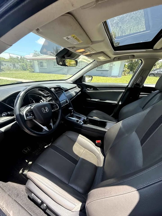 2020 Honda Civic 10th Gen - Image 10 of 10