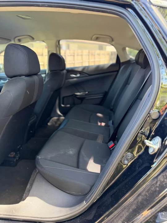 2020 Honda Civic 10th Gen - Image 6 of 12