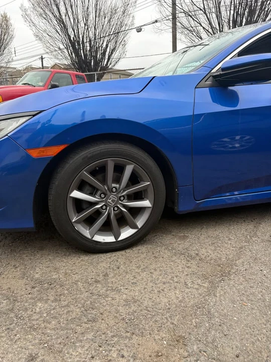 2020 Honda Civic 10th Gen - Image 4 of 17