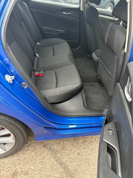 2020 Honda Civic 10th Gen - Image 12 of 17