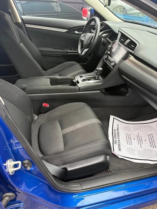 2020 Honda Civic 10th Gen - Image 11 of 17