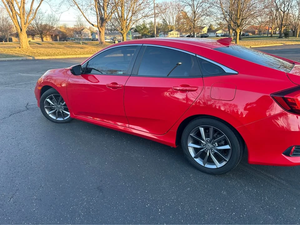 2020 Honda Civic 10th Gen - Image 4 of 11