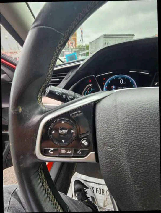 2020 Honda Civic 10th Gen - Image 13 of 19