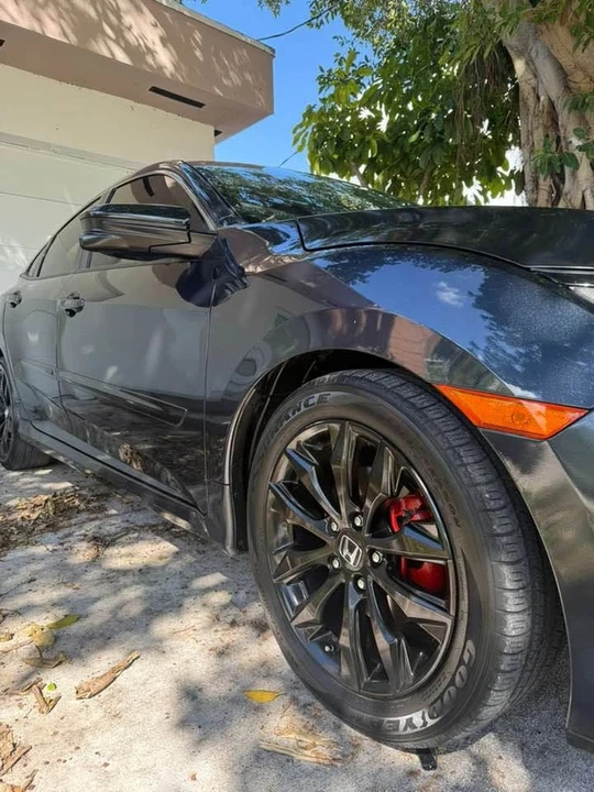 2020 Honda Civic 10th Gen - Image 3 of 9