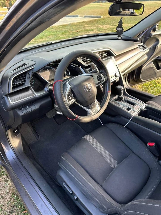 2020 Honda Civic 10th Gen - Image 10 of 10