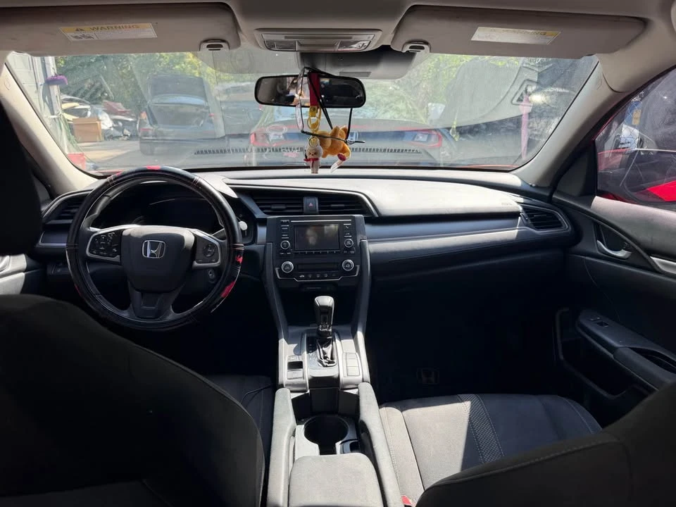 2020 Honda Civic 10th Gen - Image 8 of 9