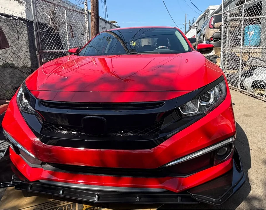 2020 Honda Civic 10th Gen - Image 2 of 9