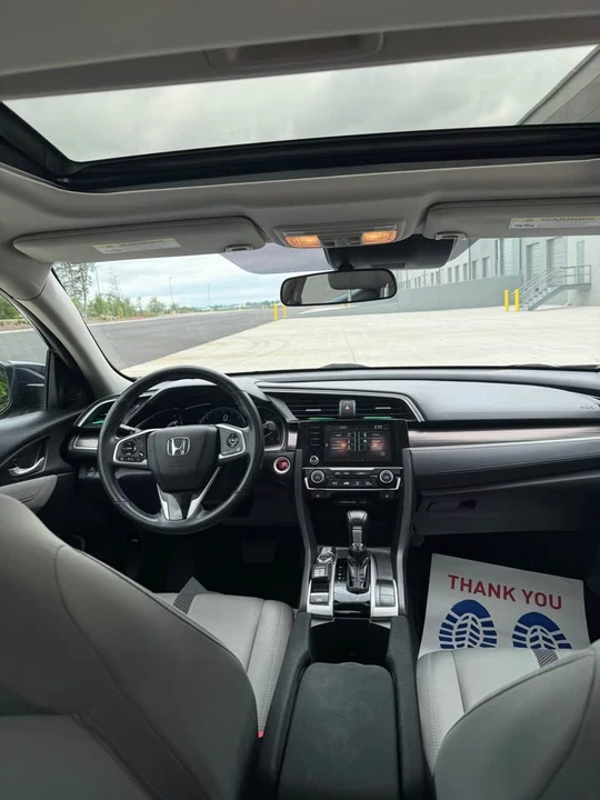 2020 Honda Civic 10th Gen - Image 9 of 14