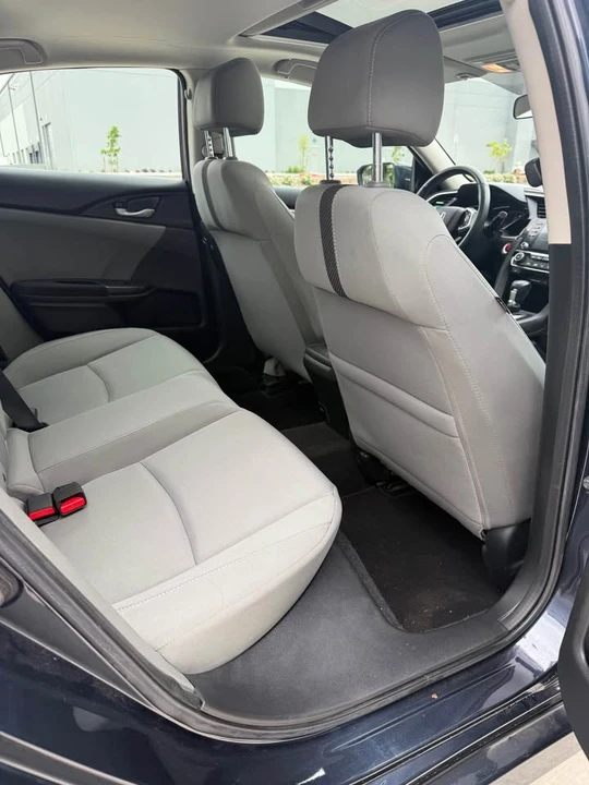 2020 Honda Civic 10th Gen - Image 7 of 14