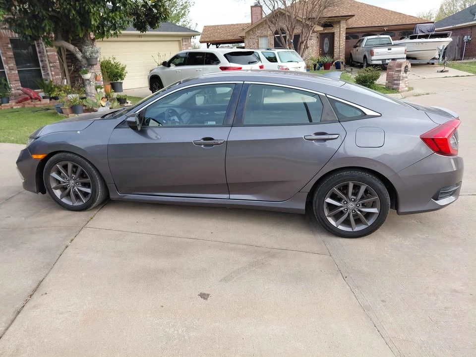 2020 Honda Civic 10th Gen - Image 11 of 16
