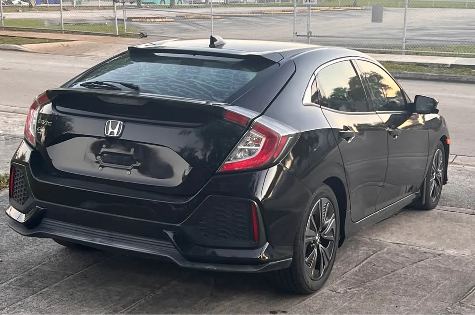 2020 Honda Civic 10th Gen - Image 7 of 14