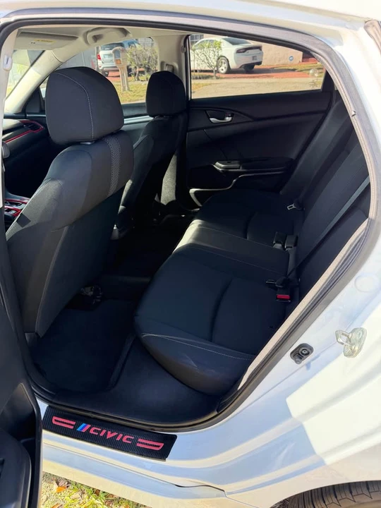 2020 Honda Civic 10th Gen - Image 9 of 12