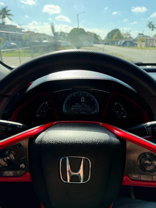2020 Honda Civic 10th Gen - Image 8 of 12