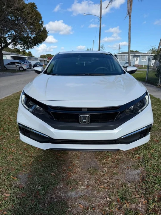 2020 Honda Civic 10th Gen - Image 2 of 12