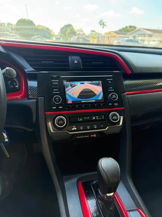 2020 Honda Civic 10th Gen - Image 7 of 12