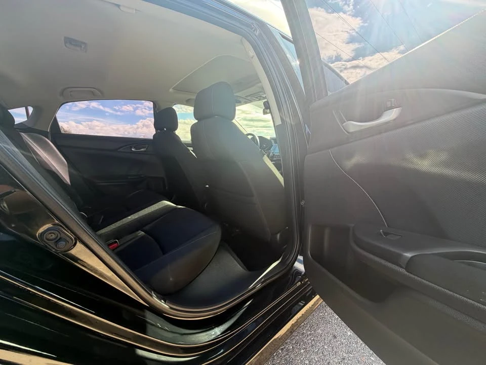 2020 Honda Civic 10th Gen - Image 8 of 12