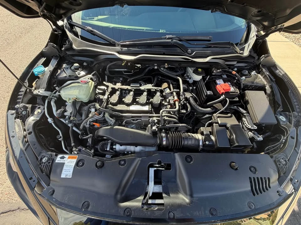 2020 Honda Civic 10th Gen - Image 5 of 12