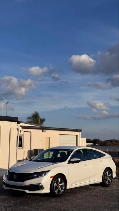2020 Honda Civic 10th Gen - Image 5 of 15