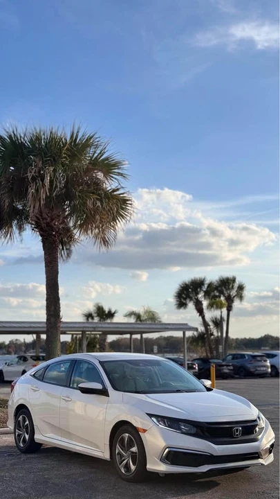 2020 Honda Civic 10th Gen - Image 11 of 15