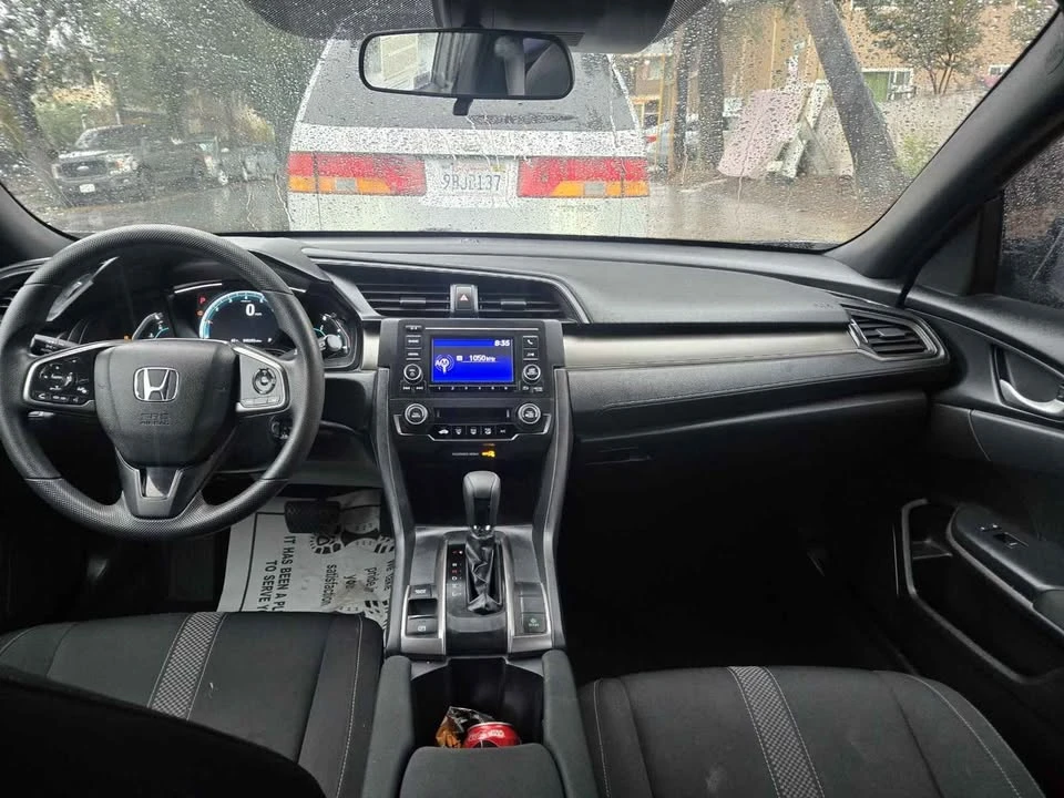 2020 Honda Civic 10th Gen - Image 6 of 10