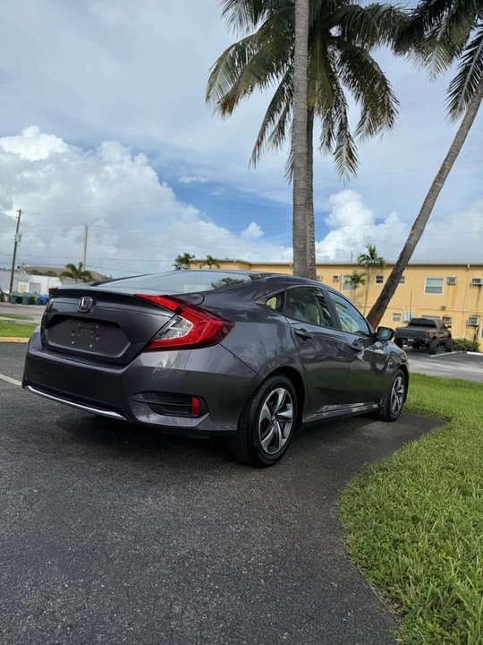 2020 Honda Civic 10th Gen - Image 5 of 14