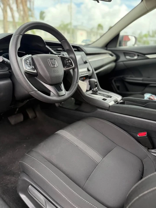 2020 Honda Civic 10th Gen - Image 12 of 14