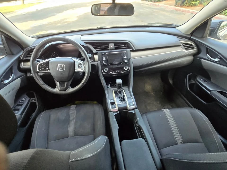 2020 Honda Civic 10th Gen - Image 3 of 11