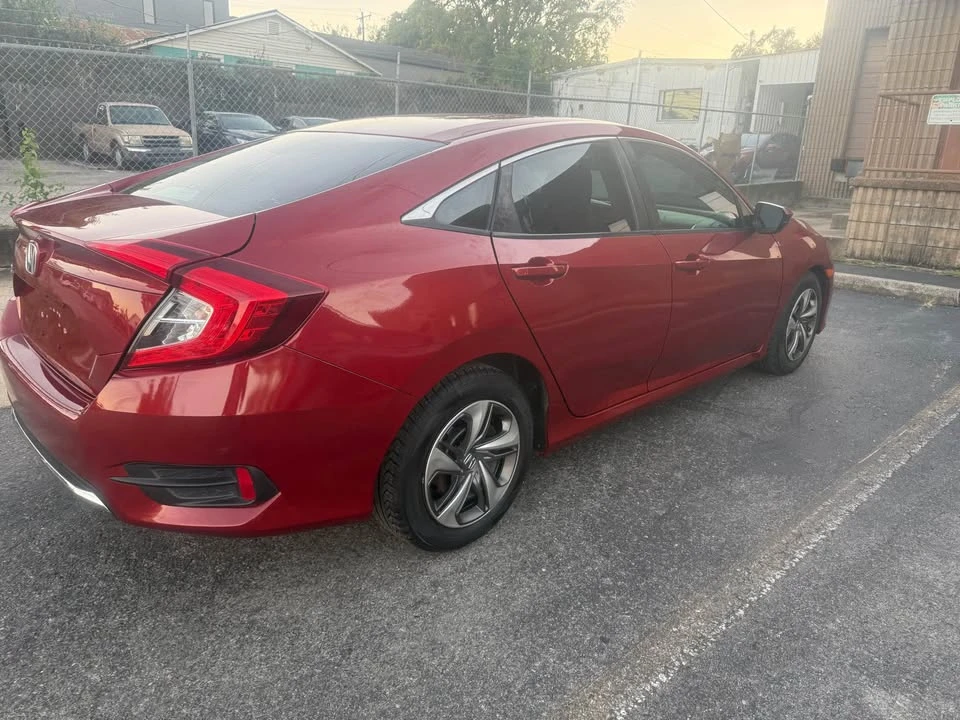2020 Honda Civic 10th Gen - Image 3 of 11