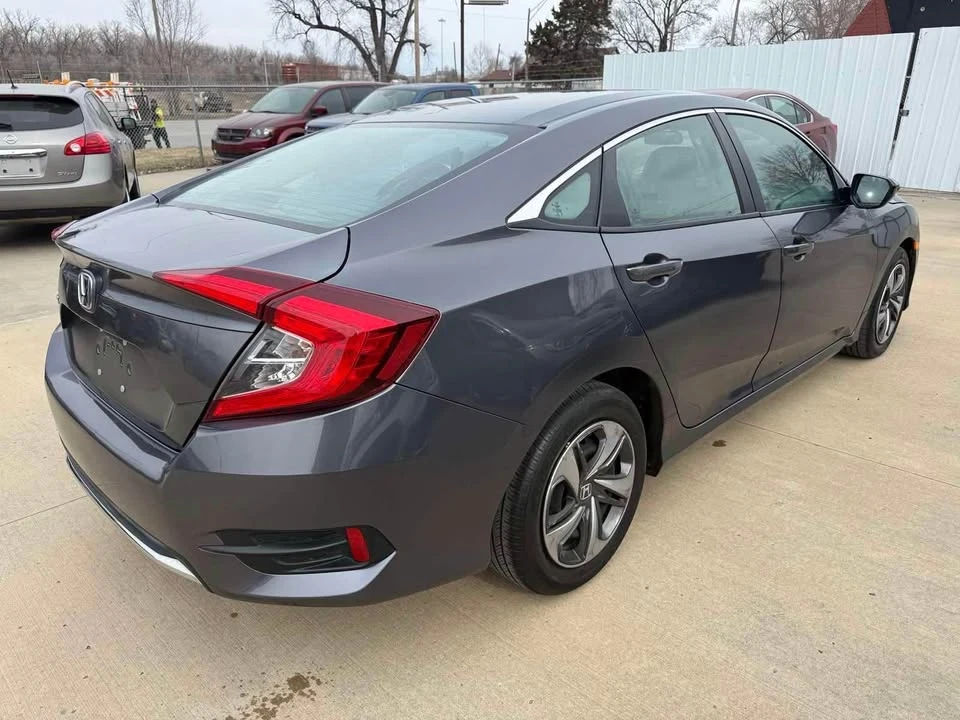 2020 Honda Civic 10th Gen - Image 2 of 7