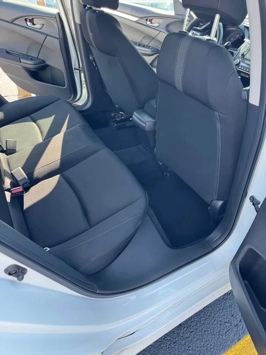 2020 Honda Civic 10th Gen - Image 11 of 15