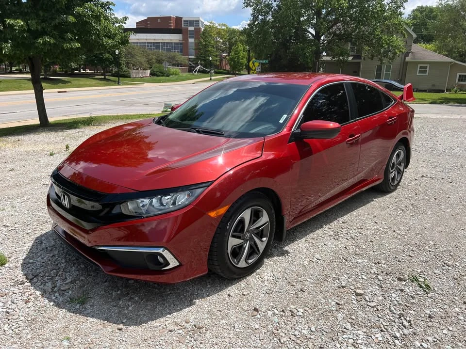 2020 Honda Civic 10th Gen - Image 6 of 15