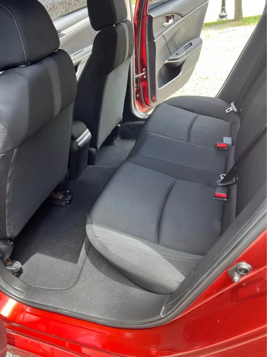 2020 Honda Civic 10th Gen - Image 11 of 15