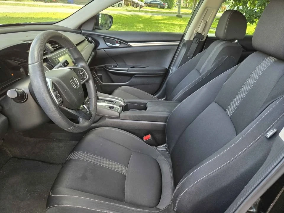2020 Honda Civic 10th Gen - Image 10 of 14