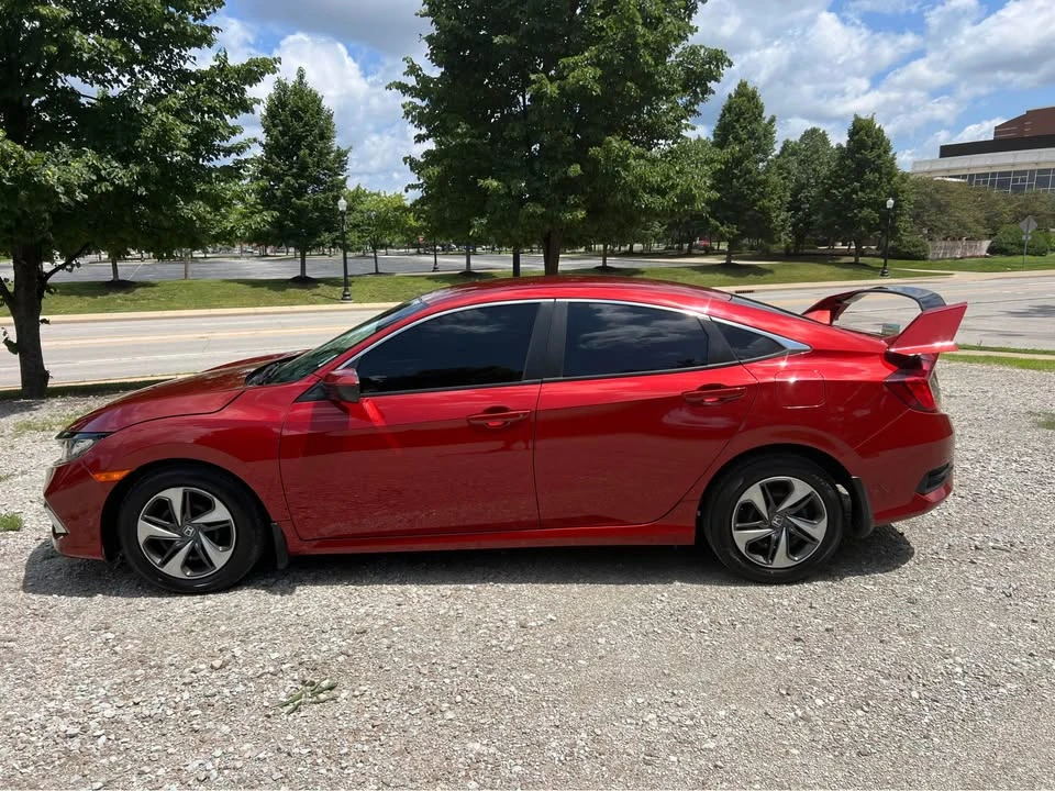 2020 Honda Civic 10th Gen - Image 3 of 15