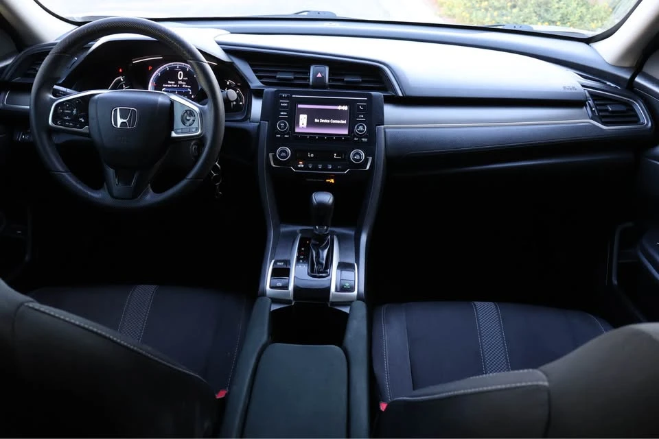 2020 Honda Civic 10th Gen - Image 7 of 10