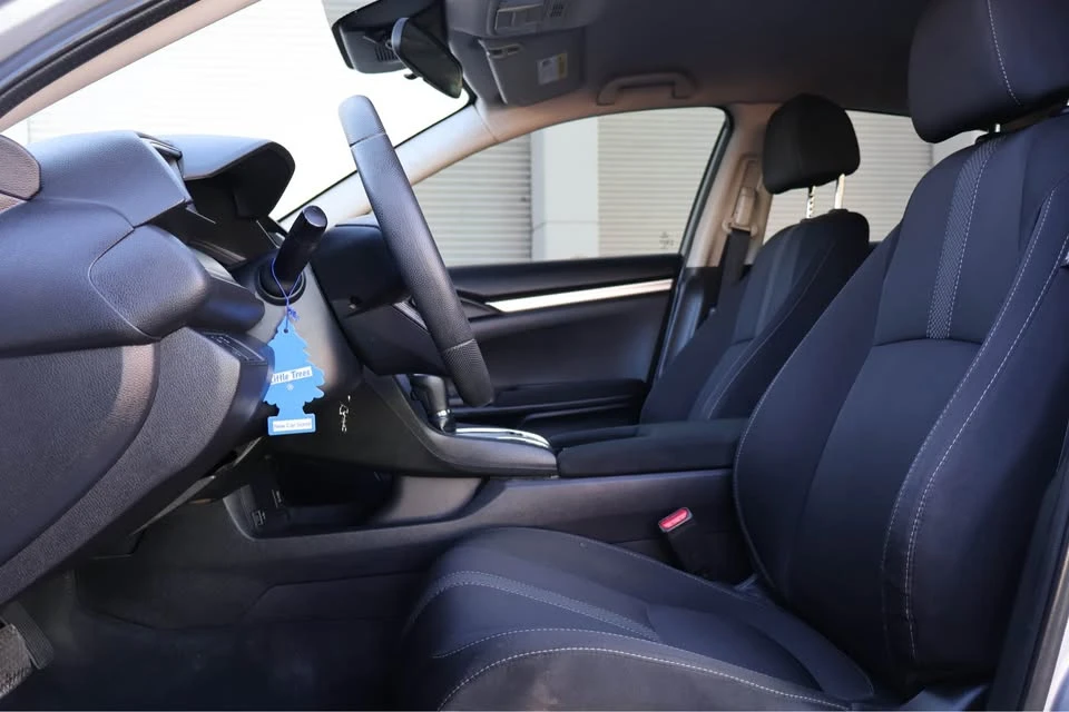 2020 Honda Civic 10th Gen - Image 5 of 10