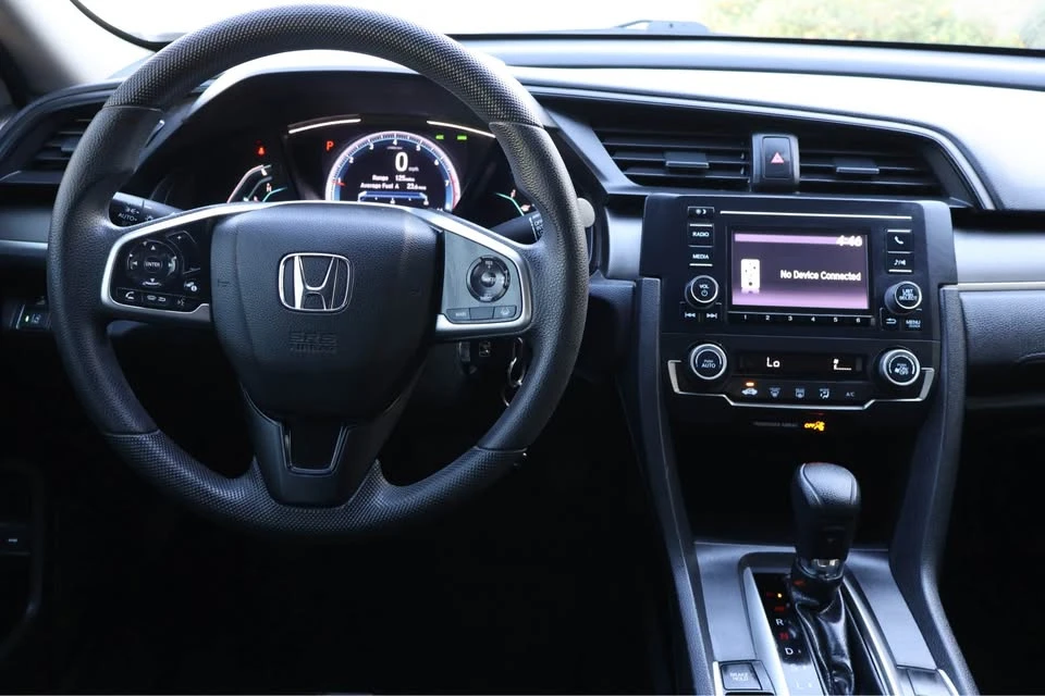 2020 Honda Civic 10th Gen - Image 8 of 10
