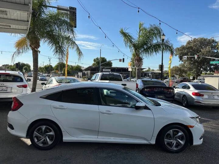 2020 Honda Civic 10th Gen - Image 5 of 12