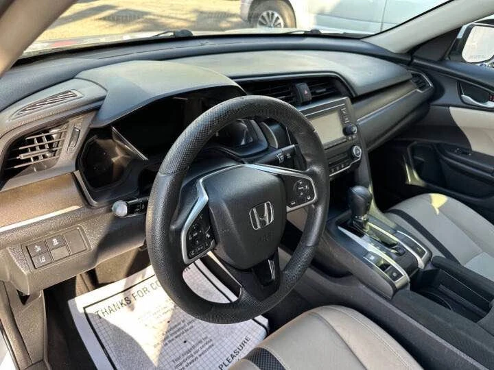 2020 Honda Civic 10th Gen - Image 9 of 12