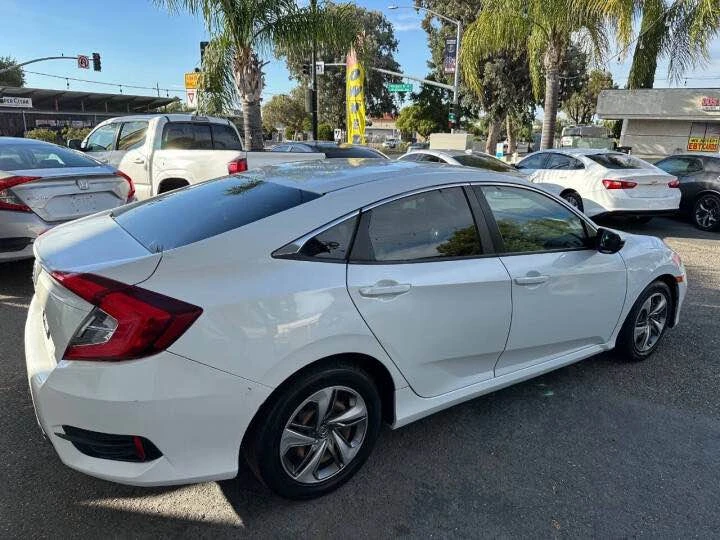2020 Honda Civic 10th Gen - Image 7 of 12