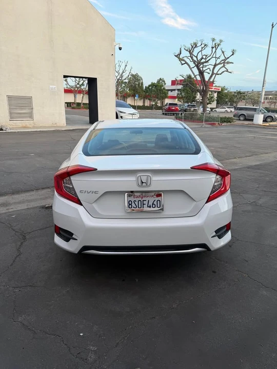 2020 Honda Civic 10th Gen - Image 3 of 11
