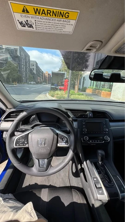 2020 Honda Civic 10th Gen - Image 9 of 11